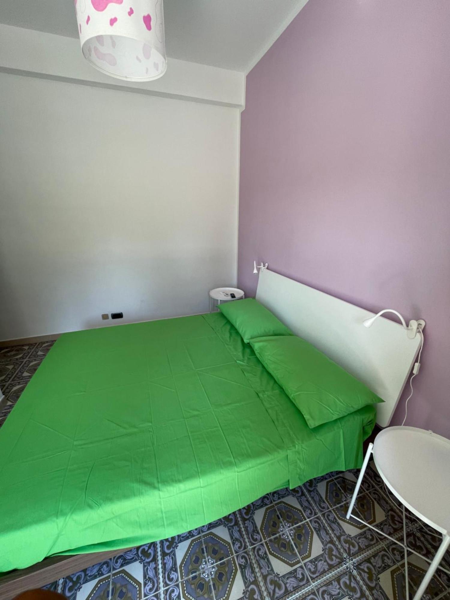 Bed and Breakfast Trentatre Quarantatre à Mola di Bari Extérieur photo